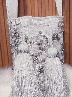 Mochila Recamada Gris - video 2