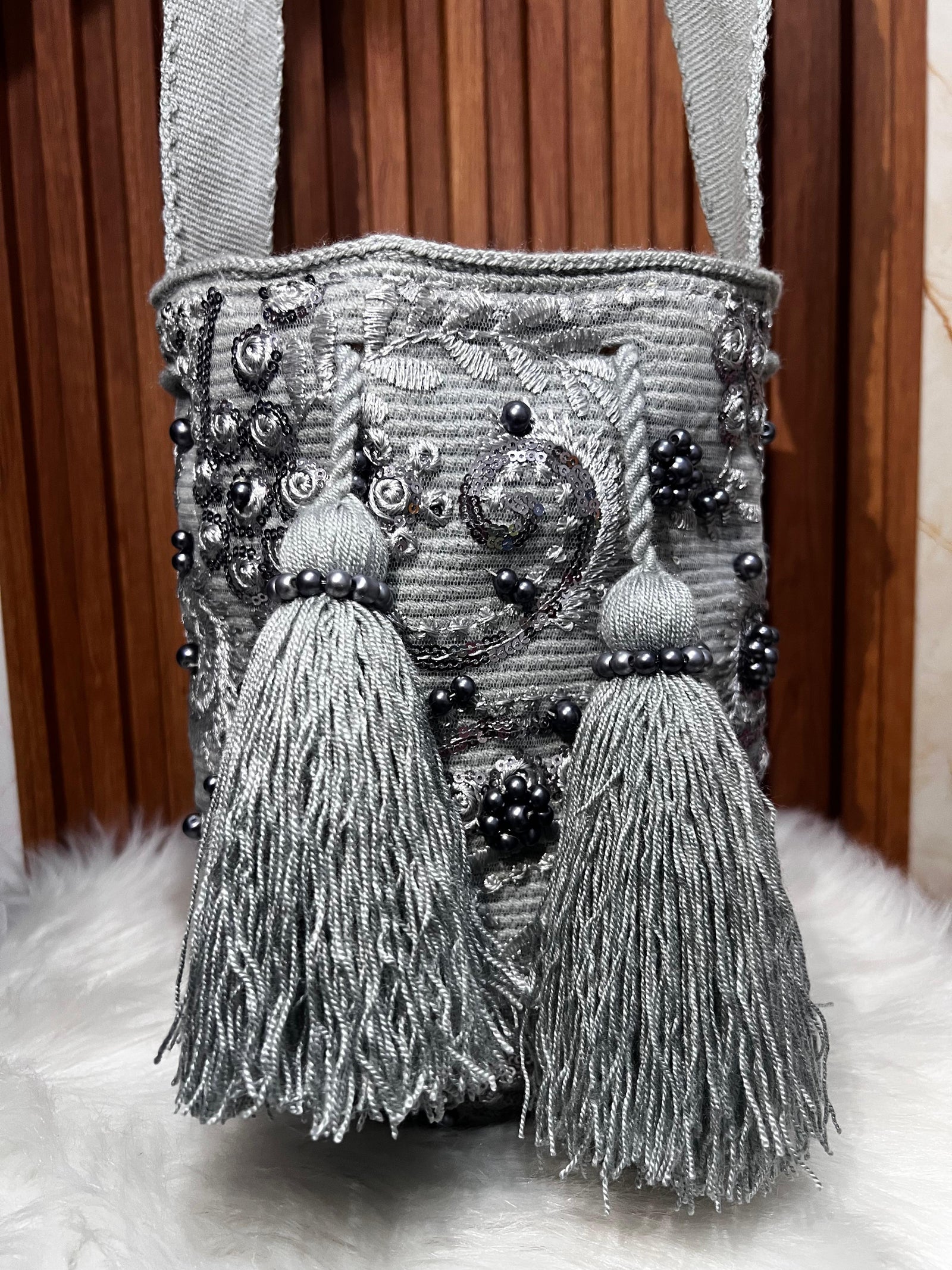 Mochila Recamada Gris - vista frontal
