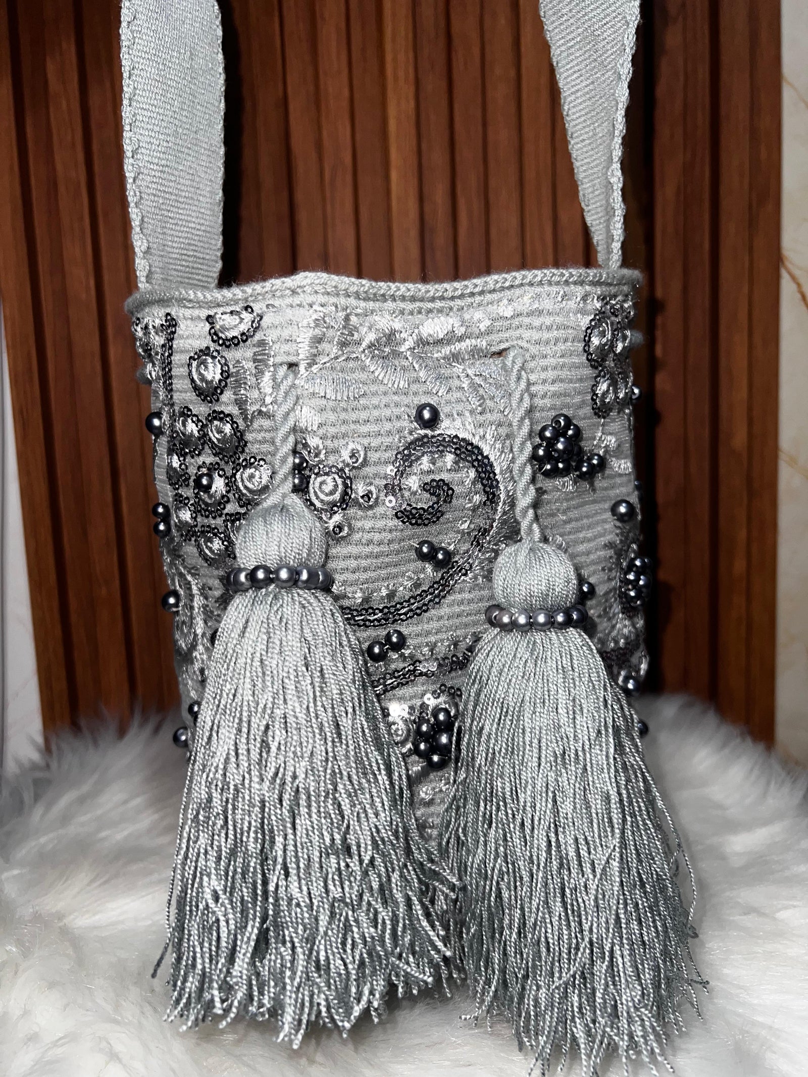 Mochila Recamada Gris - detalle